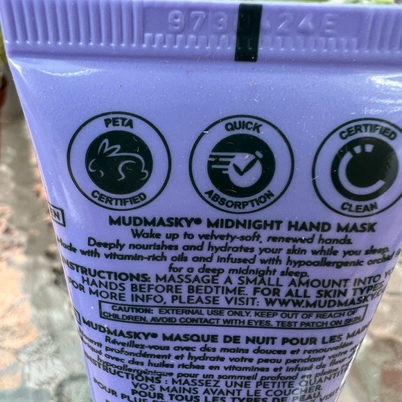 NWT Mudmasky Midnight Hand Mask. 40 ml tube. Unopened! Anti-aging PETA certified - Picture 3 of 5